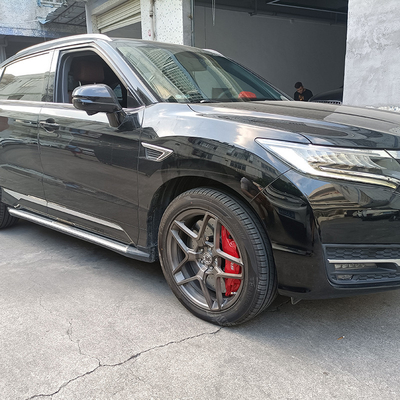 Honda UR-V-এর জন্য গাড়ির পরিবর্তন 10 পিস্টন ব্রেক ক্যালিপার কার্বন সিরামিক ডিস্ক