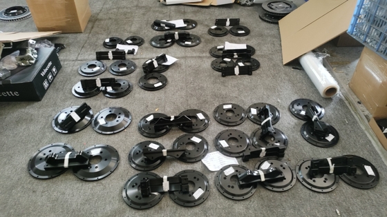 Brembo GT6 ক্যালিপার বন্ধনীর জন্য মানানসই রঙ টয়োটা হোন্ডা মার্সিডিজ বেঞ্জের জন্য কাস্টমাইজড